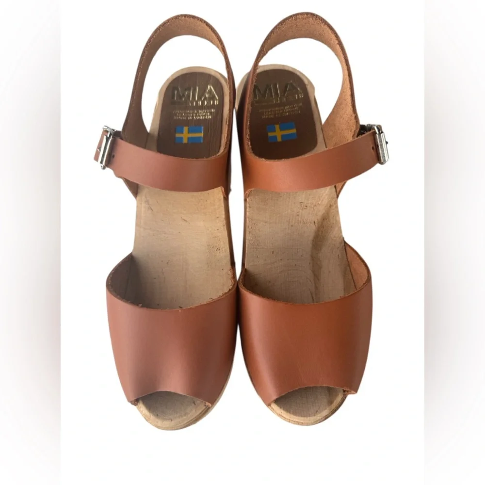 Mia Swedish Greta Clog Sandals - Picture 6 of 14